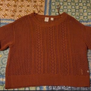 Women’s vintage Roxy crochet sweater, small, color rust, used but babied!